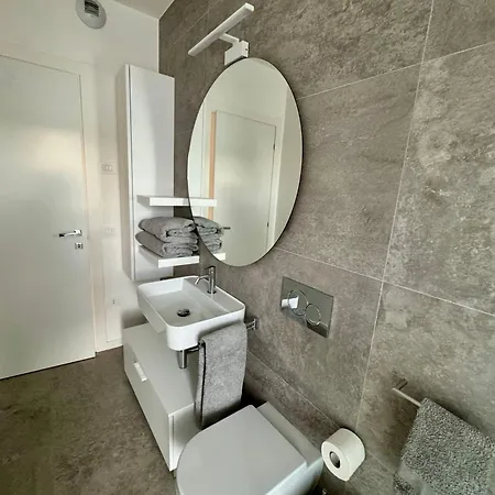 Apartment Incantevole Su Viale Trieste A *